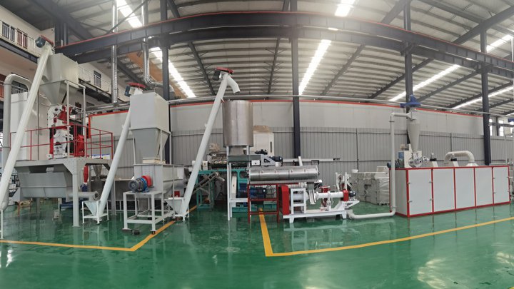 <h3>Ethiopia 2T/H animal feed pellet mill production line</h3>
